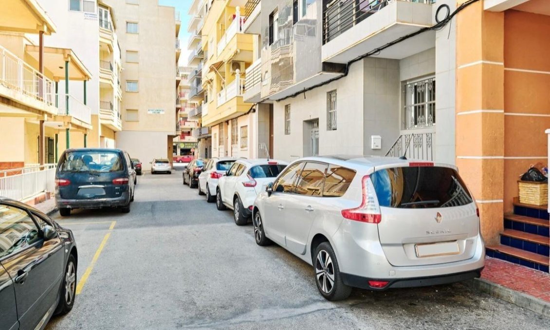 Revânzare - Apartament -
Torrevieja - Centro