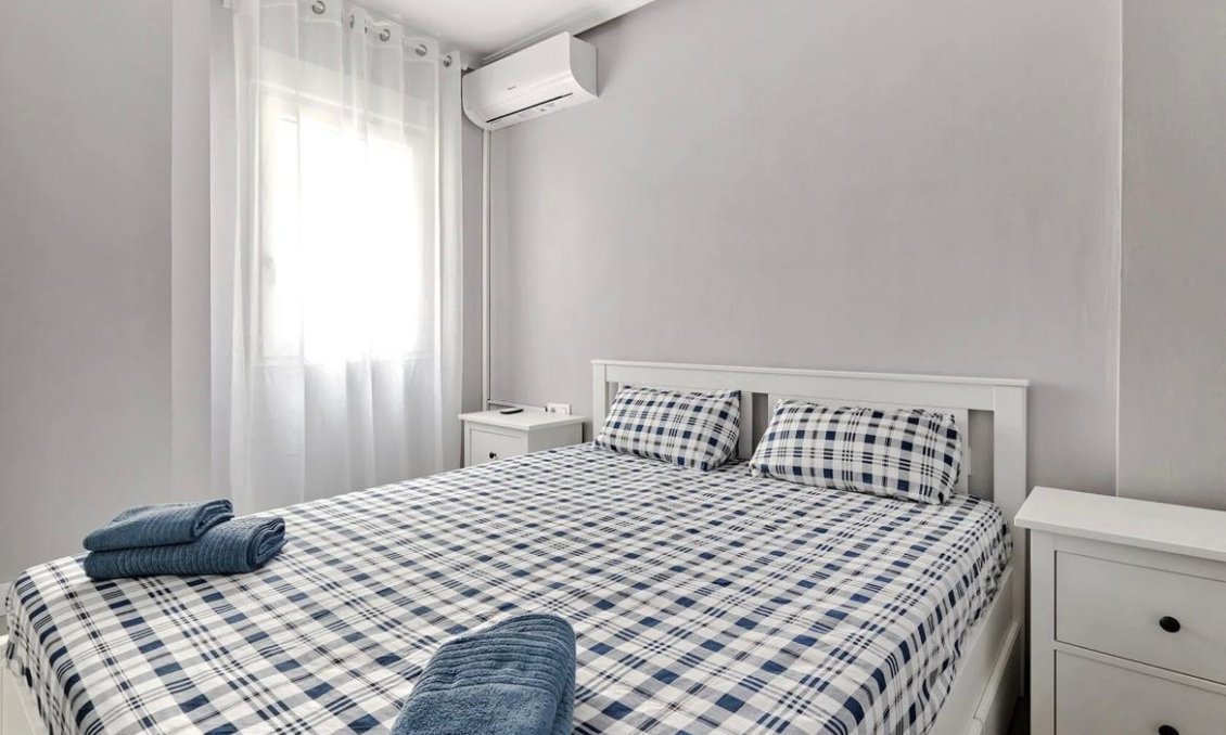 Revânzare - Apartament -
Torrevieja - Centro