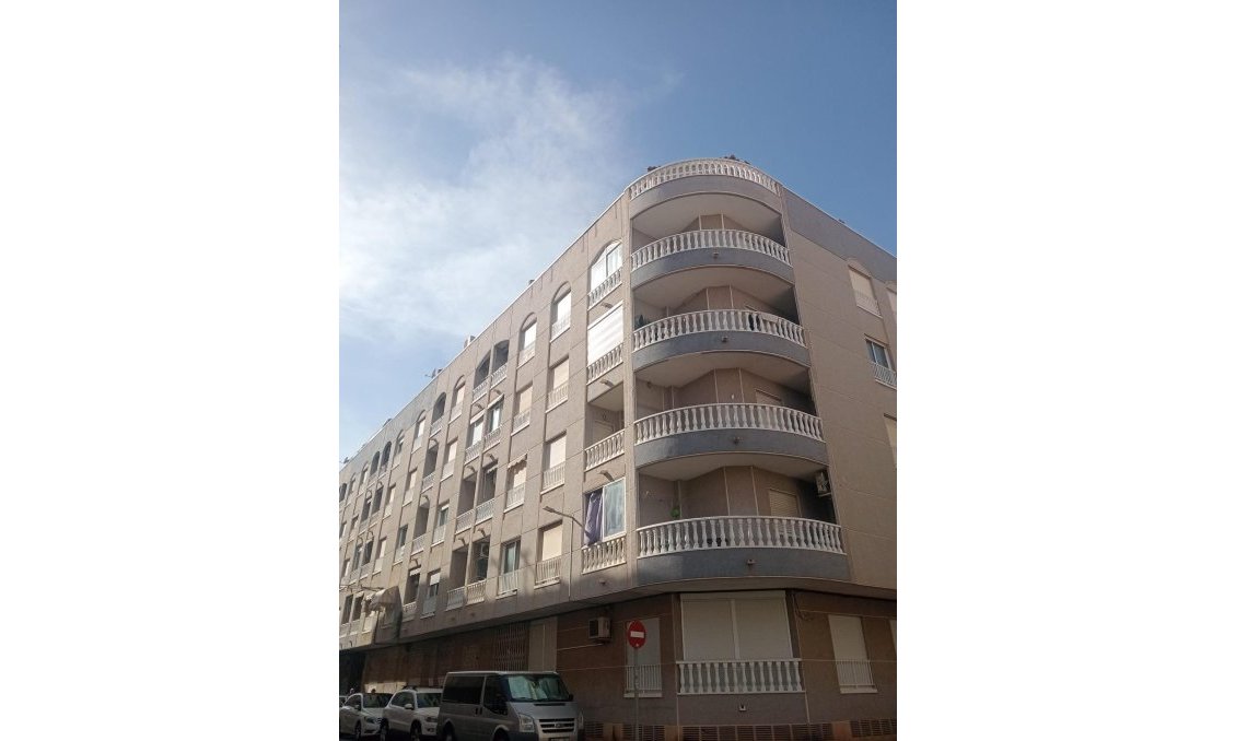 Revânzare - Apartament -
Torrevieja - Acequion