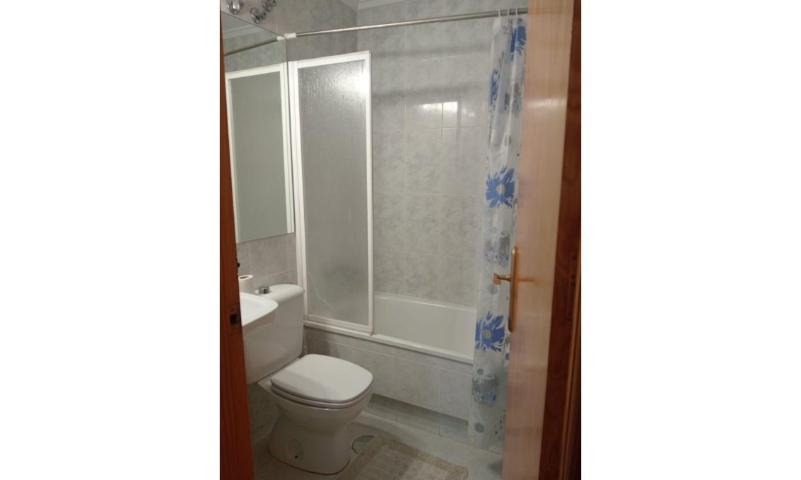 Revânzare - Apartament -
Torrevieja - Acequion
