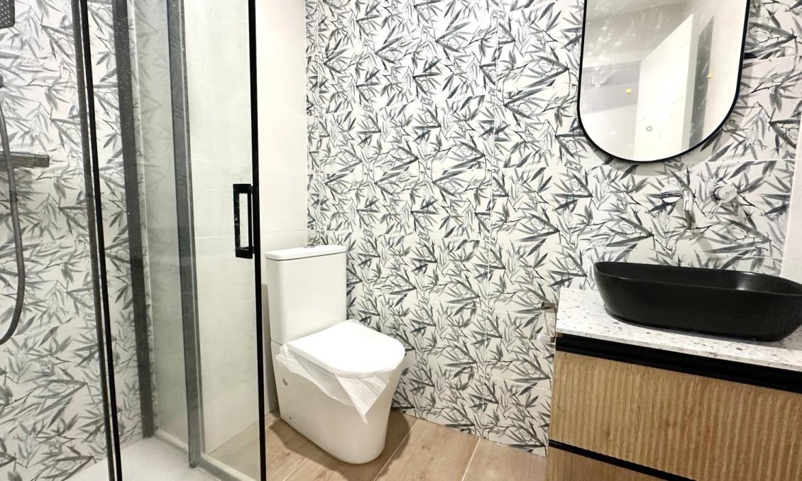 Revânzare - Apartament -
Torrevieja - Centro