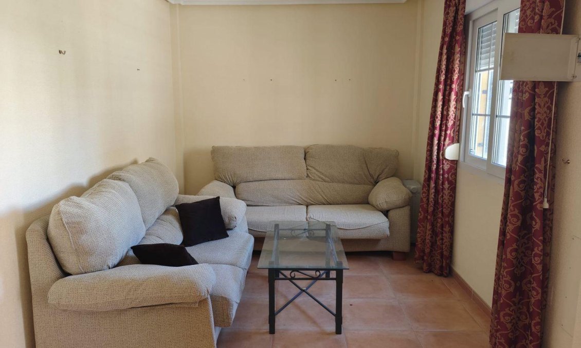 Resale - Townhouse -
Orihuela Costa - La Florida