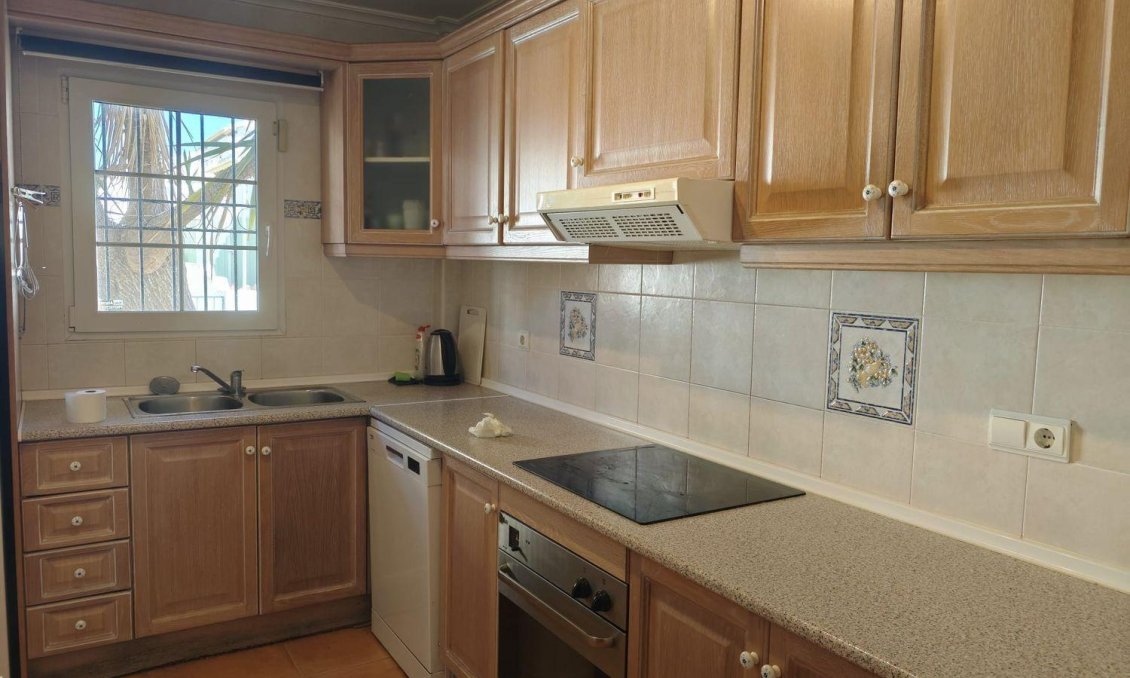 Resale - Townhouse -
Orihuela Costa - La Florida