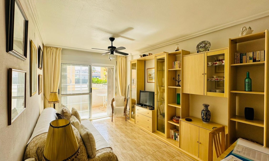 Resale - Apartment -
Torrevieja - Costa Blanca