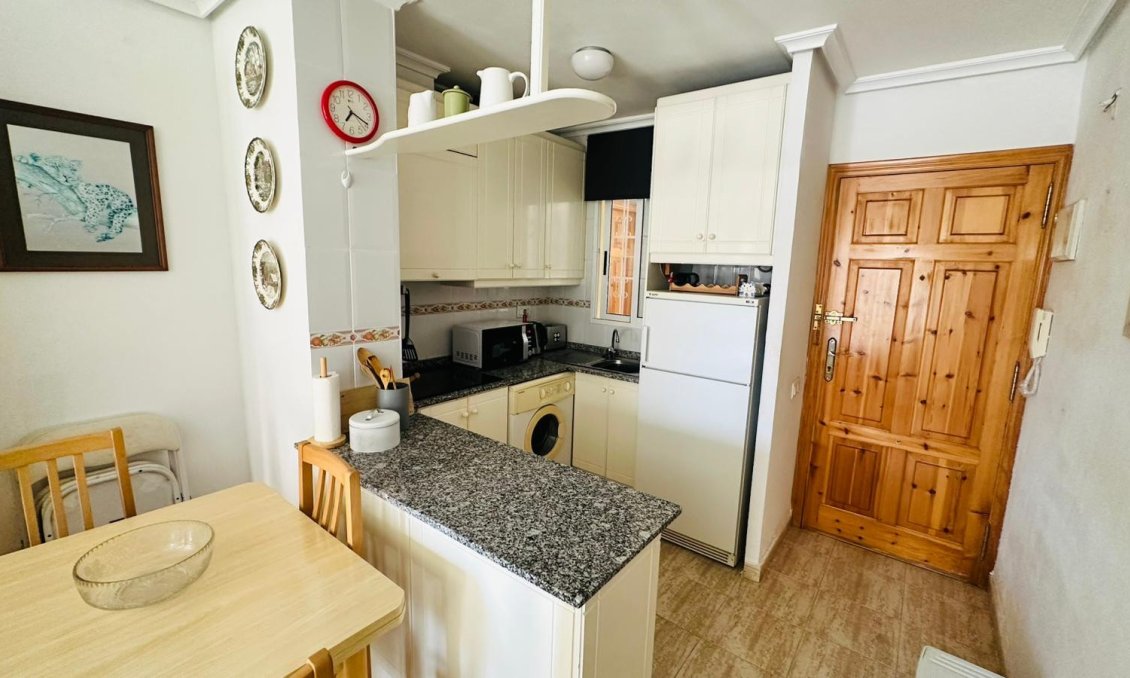 Resale - Apartment -
Torrevieja - Costa Blanca