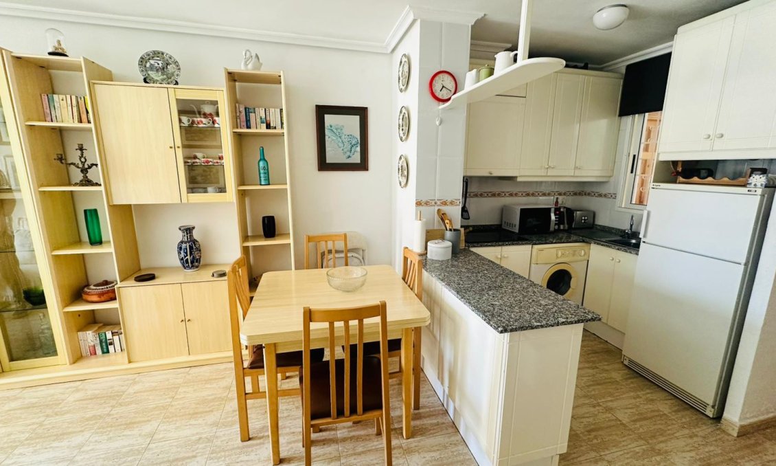 Resale - Apartment -
Torrevieja - Costa Blanca