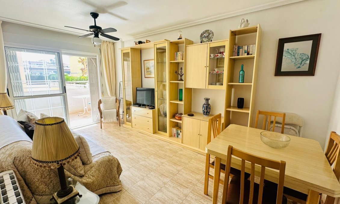 Resale - Apartment -
Torrevieja - Costa Blanca