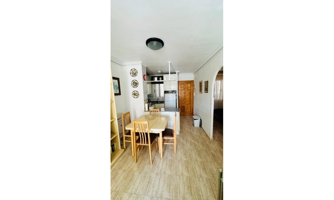 Resale - Apartment -
Torrevieja - Costa Blanca