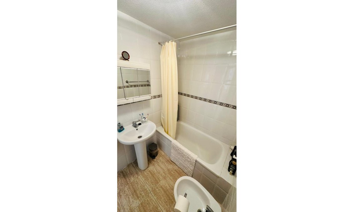 Resale - Apartment -
Torrevieja - Costa Blanca