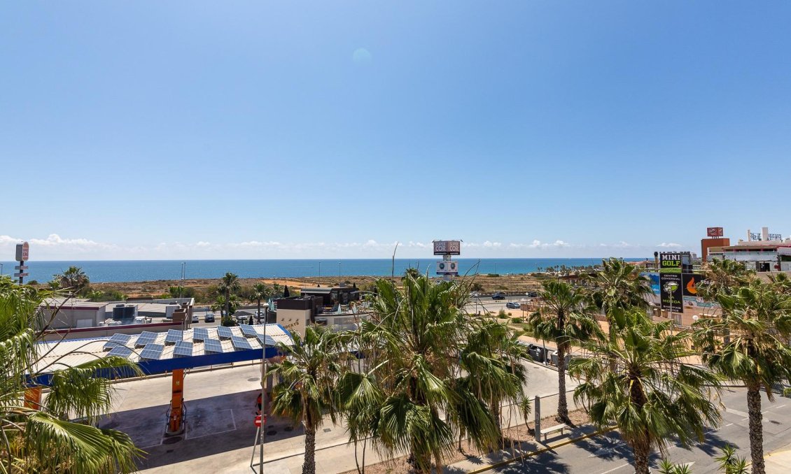 Resale - Bungalow -
Orihuela Costa - Villamartín-las Filipinas
