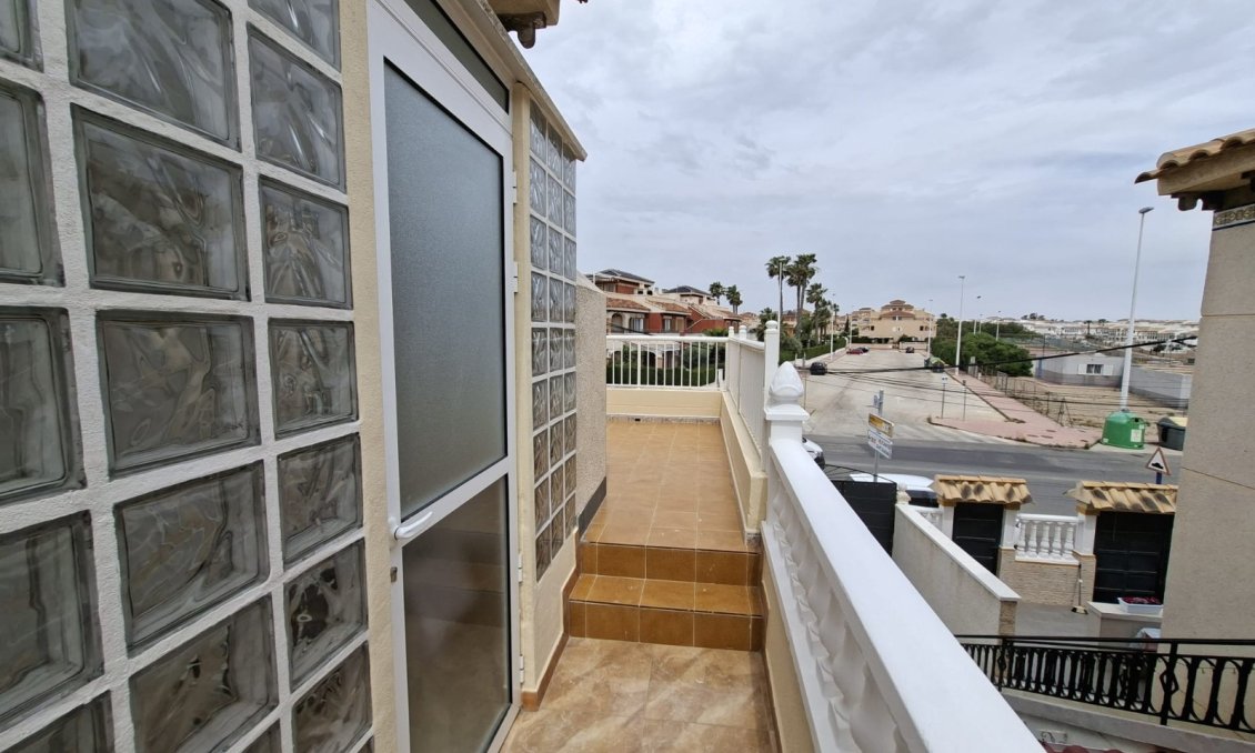 Segunda mano - Apartamento -
Orihuela Costa - Costa Blanca