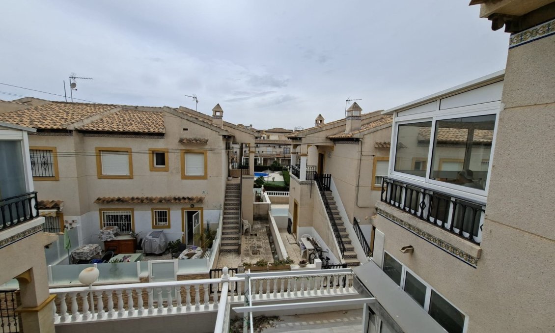 Segunda mano - Apartamento -
Orihuela Costa - Costa Blanca