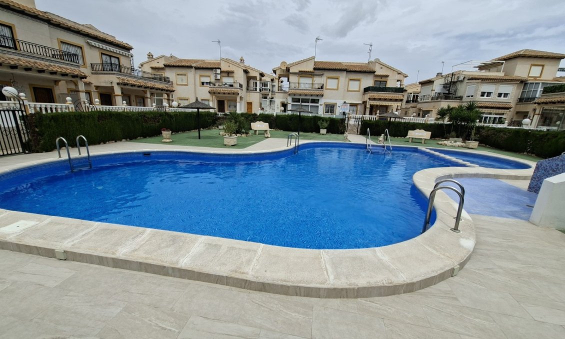 Segunda mano - Apartamento -
Orihuela Costa - Costa Blanca