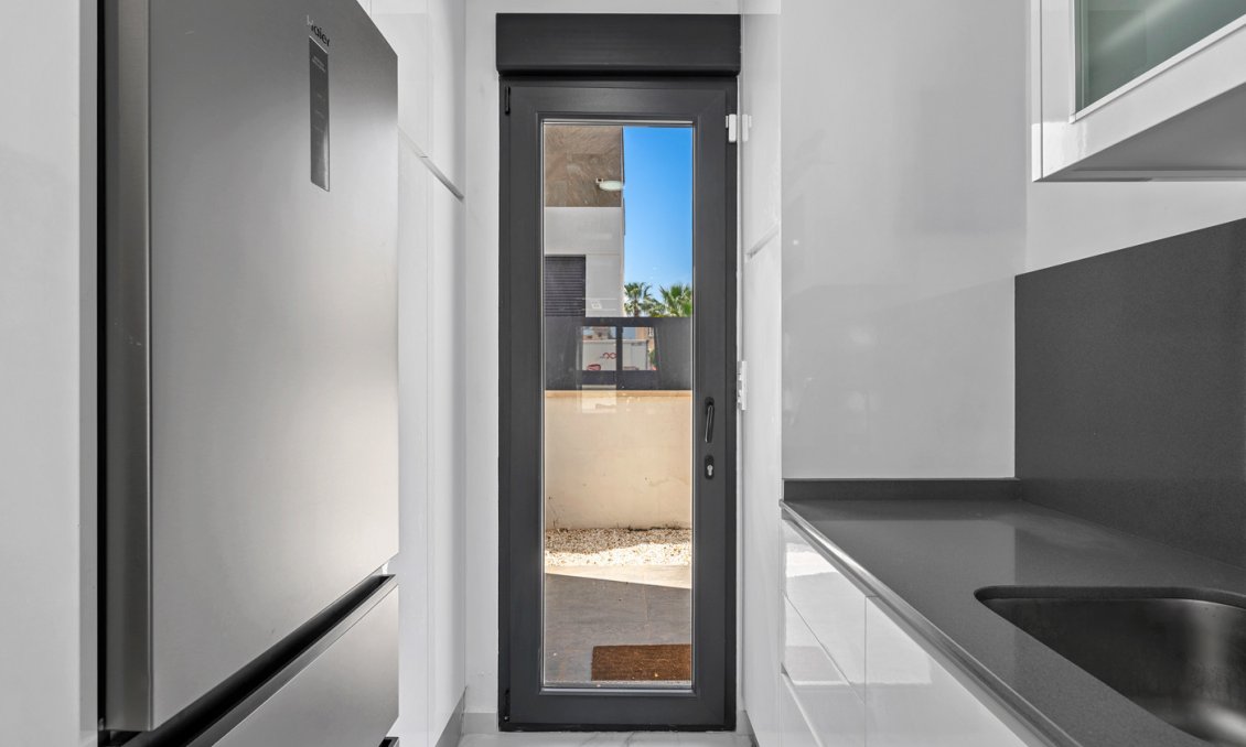 Resale - Villa -
Torrevieja - Costa Blanca