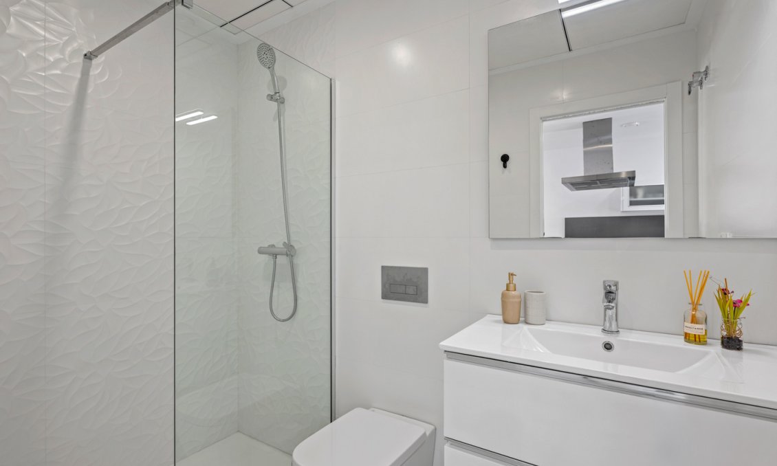 Resale - Villa -
Torrevieja - Costa Blanca