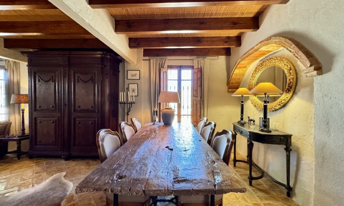 Segunda mano - Villa -
Relleu - Inland