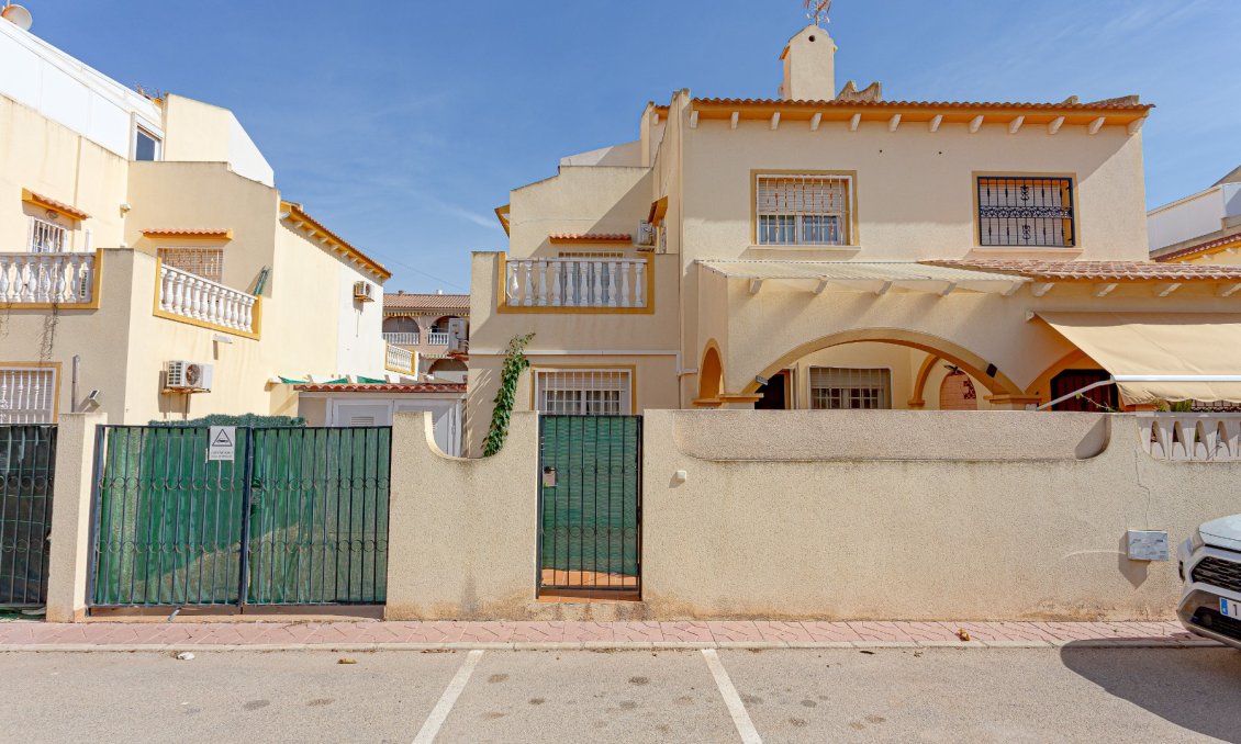 Segunda mano - Villa -
Pilar de la Horadada - Costa Blanca