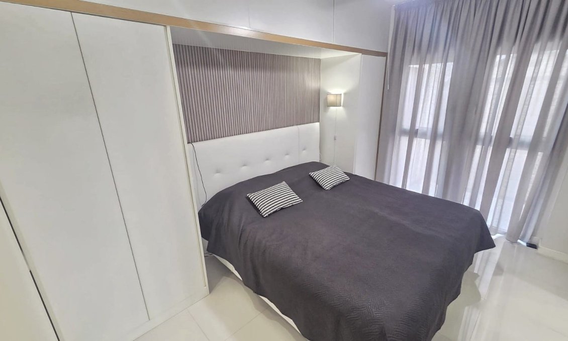 Segunda mano - Apartamento -
Villamartin - Costa Blanca