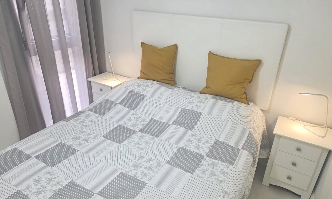 Segunda mano - Apartamento -
Villamartin - Costa Blanca