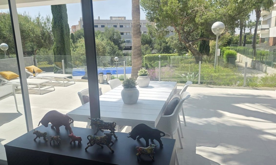 Segunda mano - Apartamento -
Villamartin - Costa Blanca