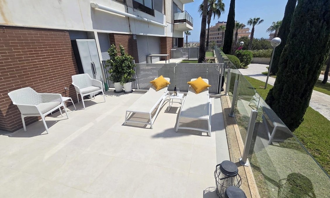Segunda mano - Apartamento -
Villamartin - Costa Blanca