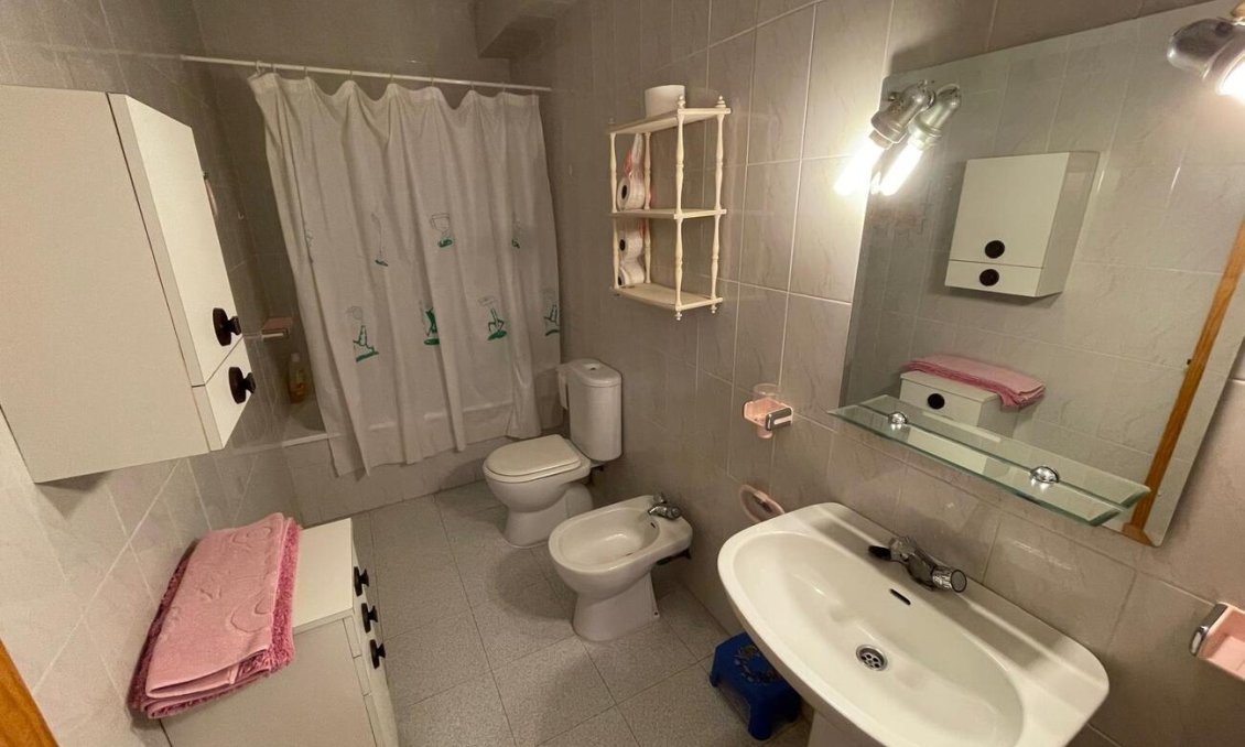 Resale - Villa -
El Rebolledo