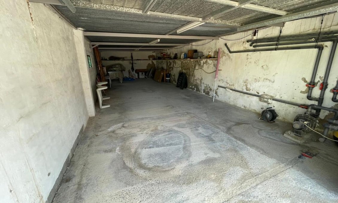 Resale - Villa -
El Rebolledo
