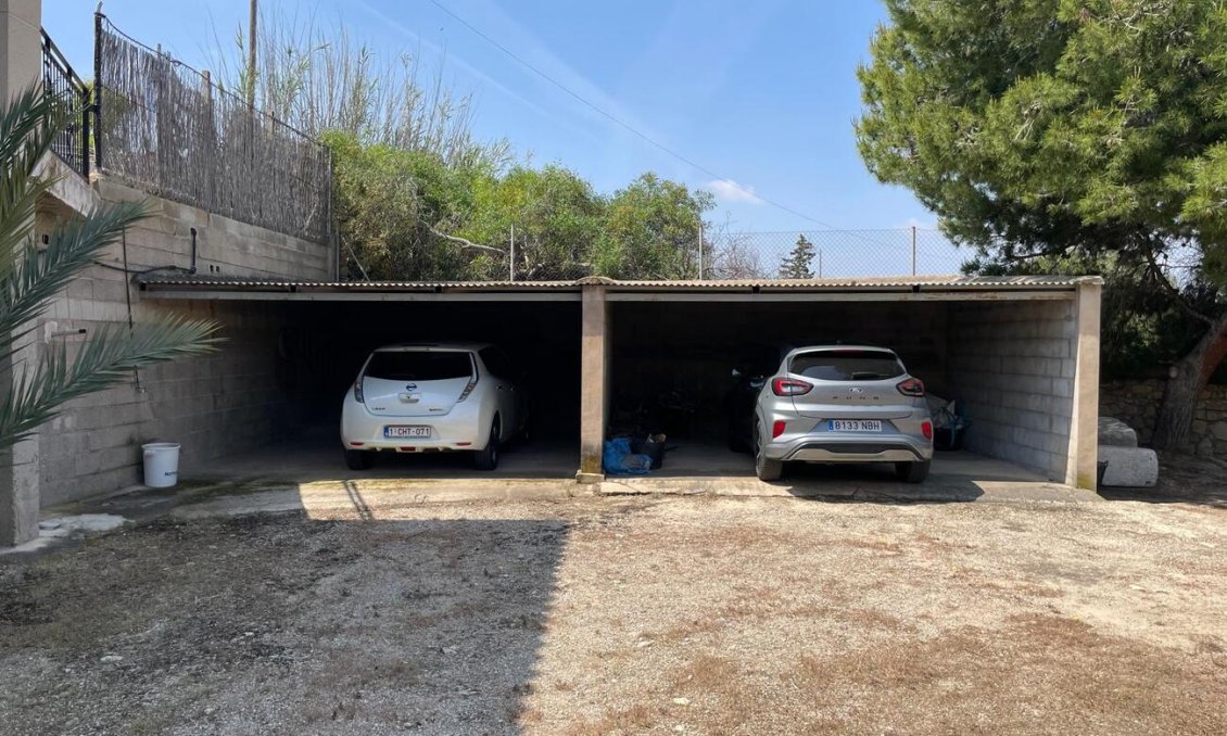 Resale - Villa -
El Rebolledo