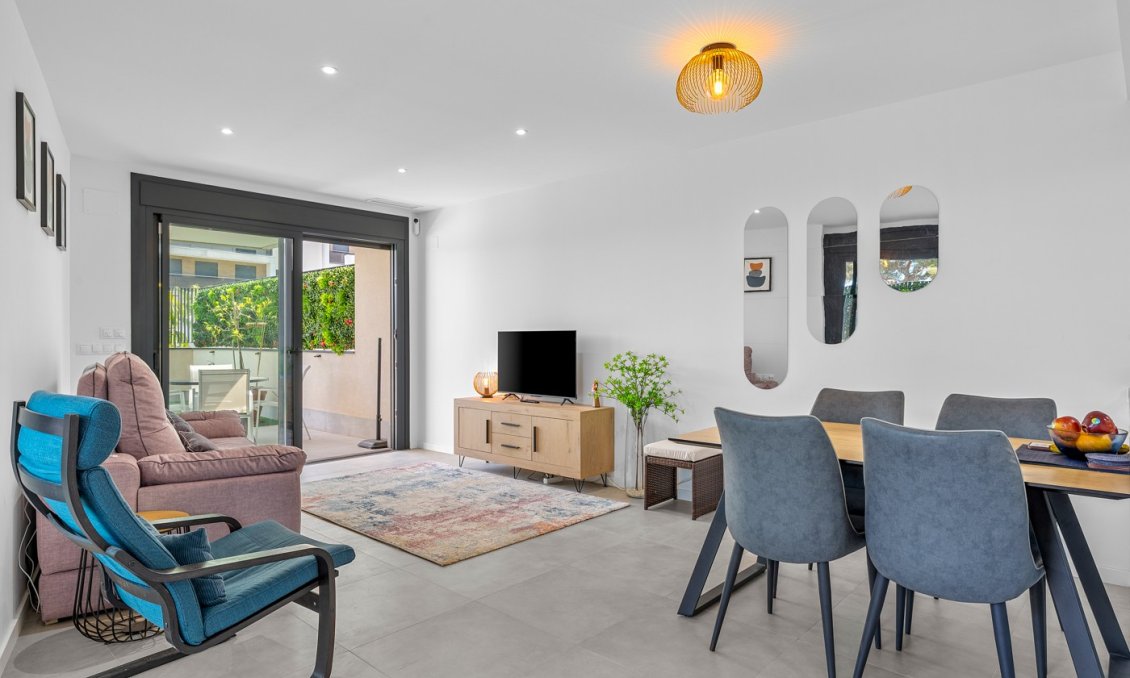 Segunda mano - Apartamento -
Dehesa de Campoamor - Costa Blanca