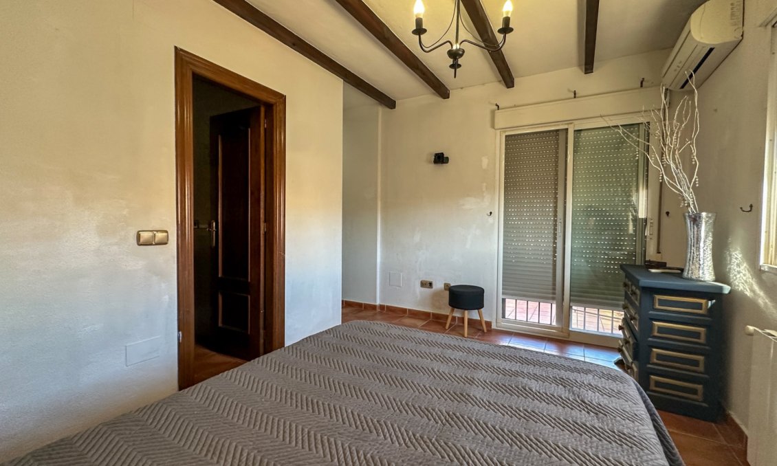 Resale - Townhouse -
San Miguel de Salinas - Inland