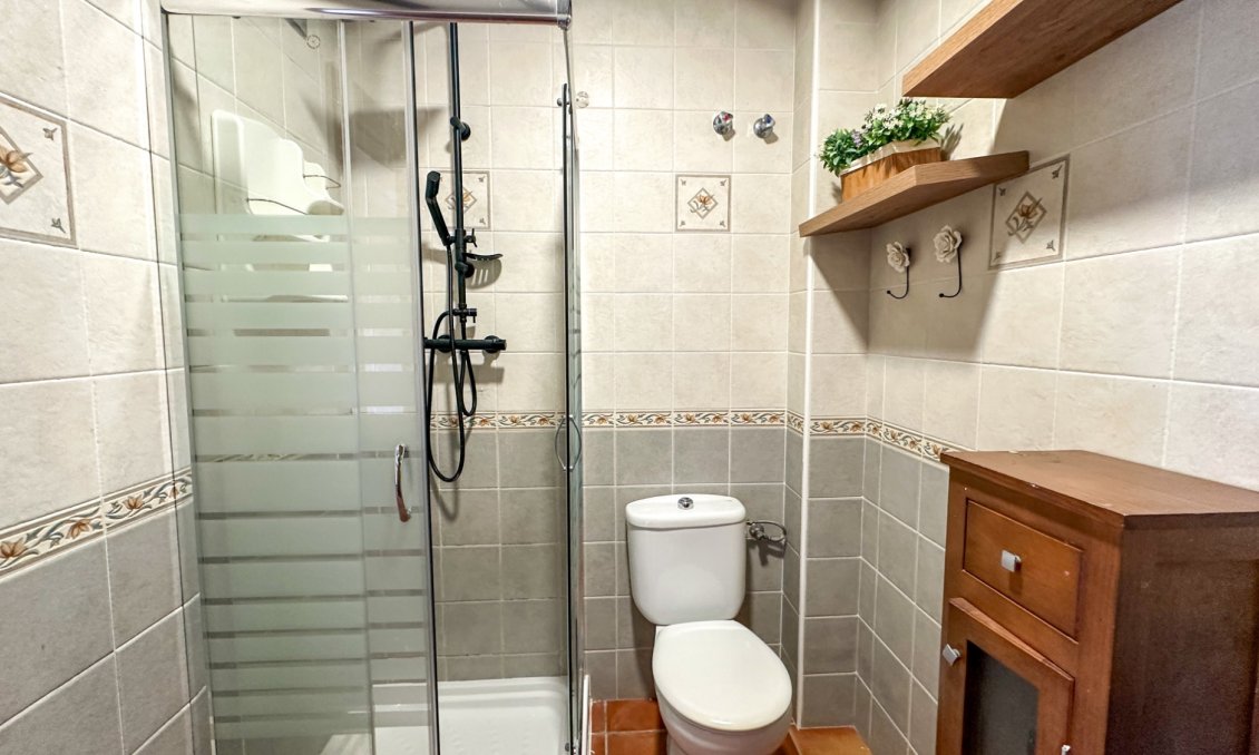 Resale - Townhouse -
San Miguel de Salinas - Inland