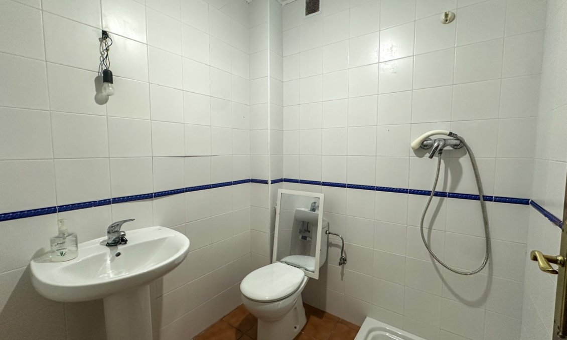 Resale - Townhouse -
San Miguel de Salinas - Inland