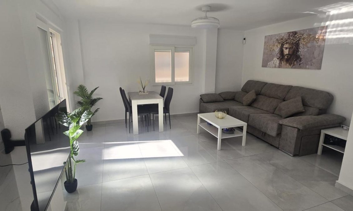 Resale - Apartment -
Torrevieja - Acequion