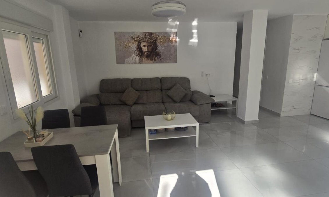 Resale - Apartment -
Torrevieja - Acequion