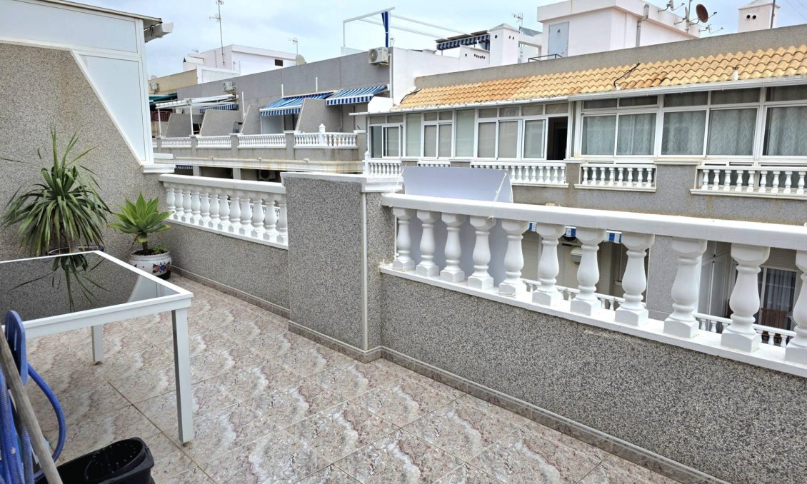 Wiederverkauf - Penthouse -
Torrevieja - Estacion De Autobuses