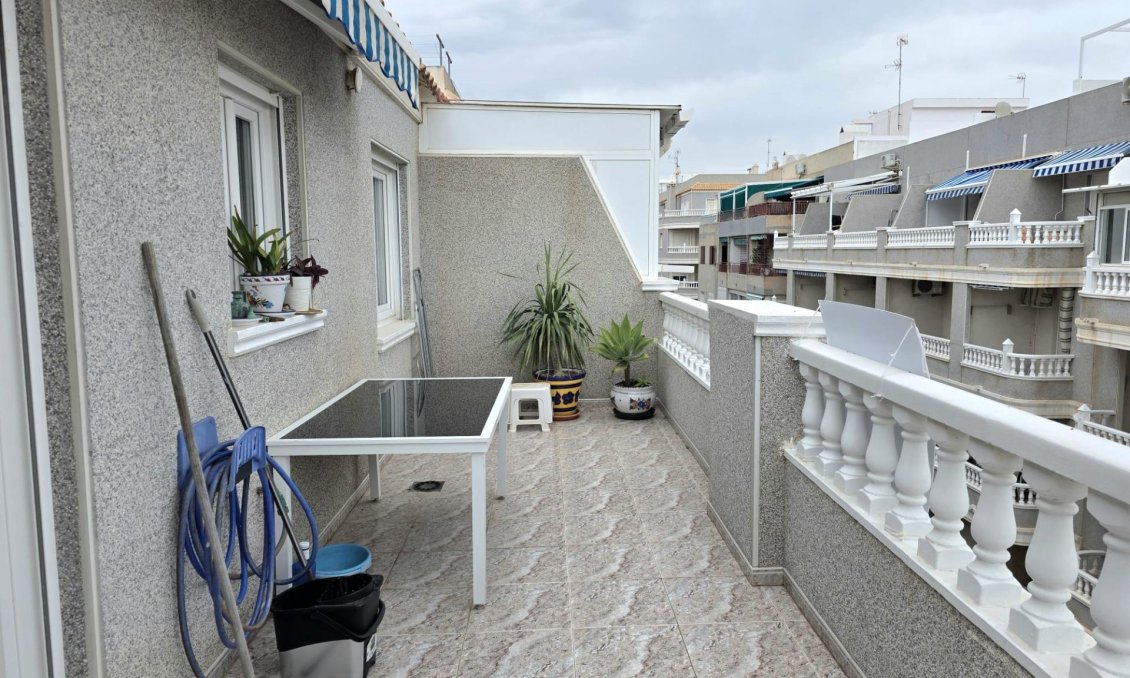 Wiederverkauf - Penthouse -
Torrevieja - Estacion De Autobuses