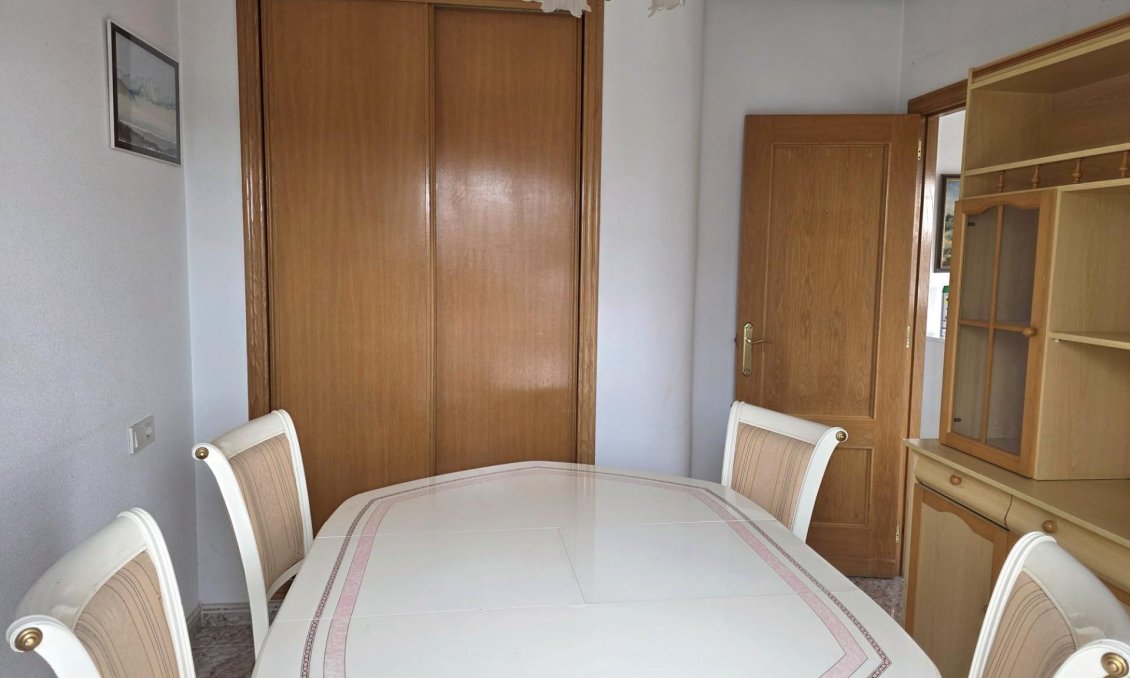 Wiederverkauf - Penthouse -
Torrevieja - Estacion De Autobuses