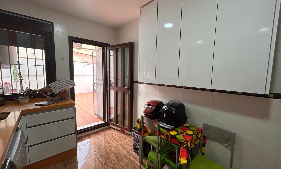 Használt Ingatlanok - Villa / Ikerház -
Los Alcazares - Serena Golf