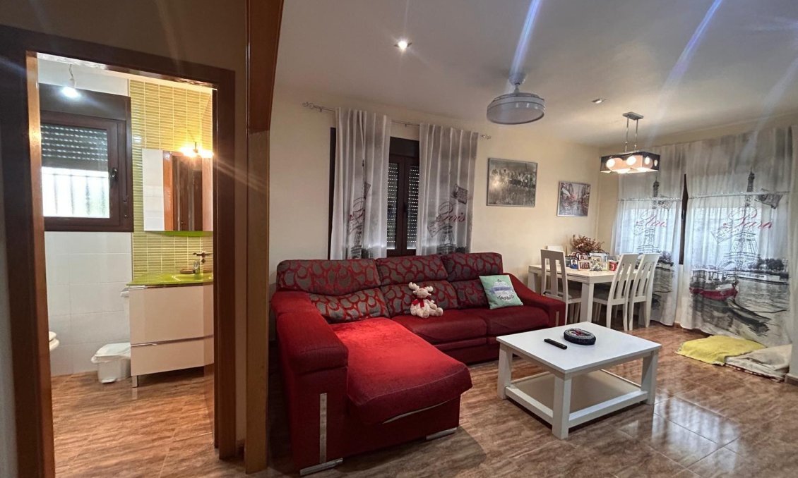Használt Ingatlanok - Villa / Ikerház -
Los Alcazares - Serena Golf