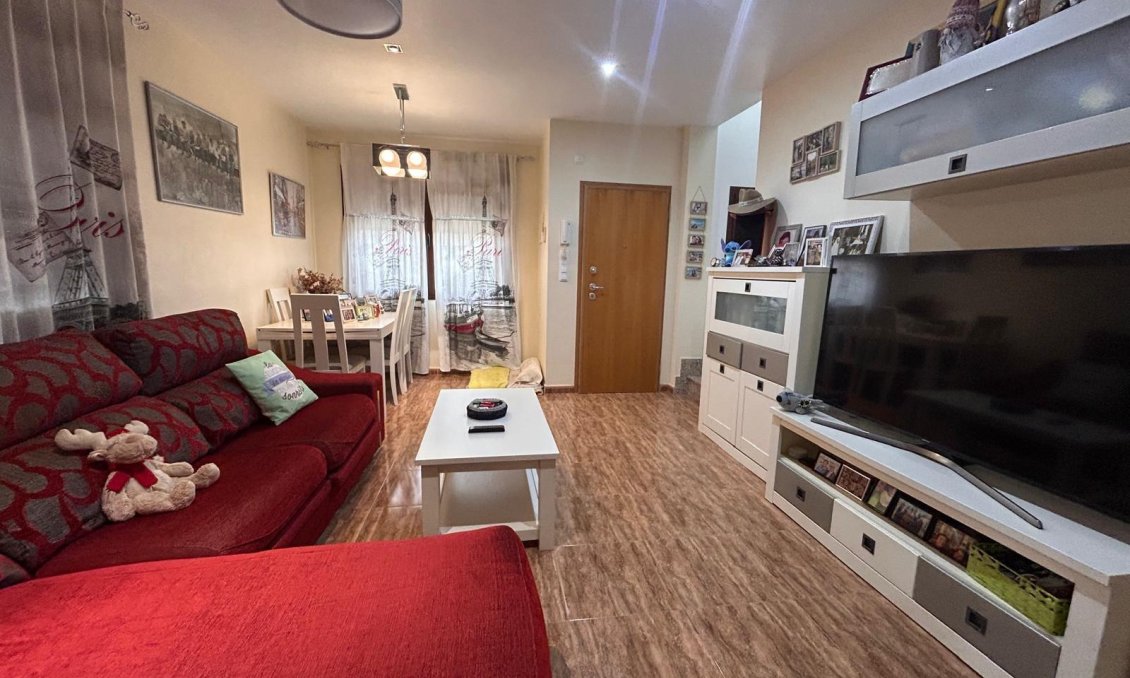 Használt Ingatlanok - Villa / Ikerház -
Los Alcazares - Serena Golf