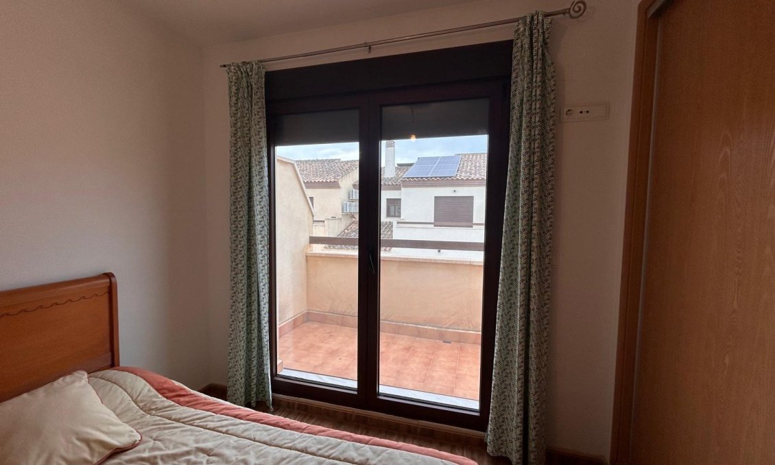 Használt Ingatlanok - Villa / Ikerház -
Los Alcazares - Serena Golf
