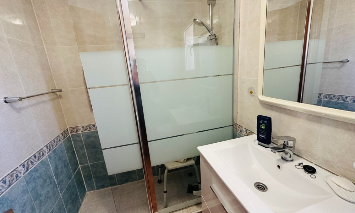 Használt Ingatlanok - Apartman -
Orihuela - Inland