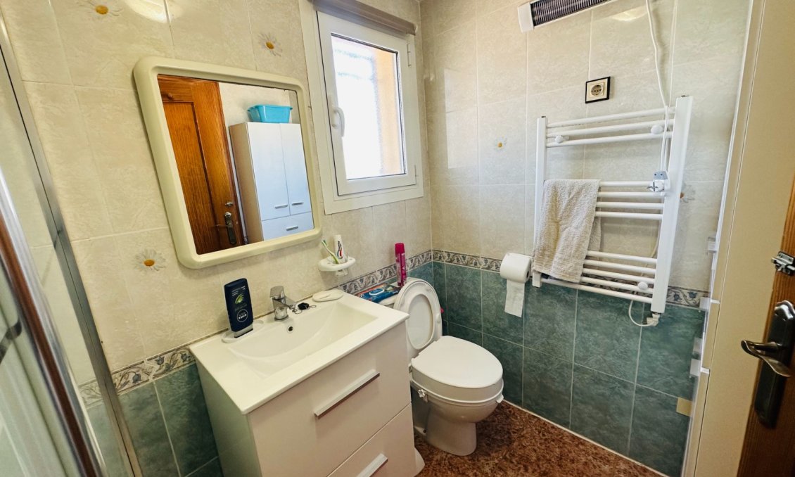 Használt Ingatlanok - Apartman -
Orihuela - Inland