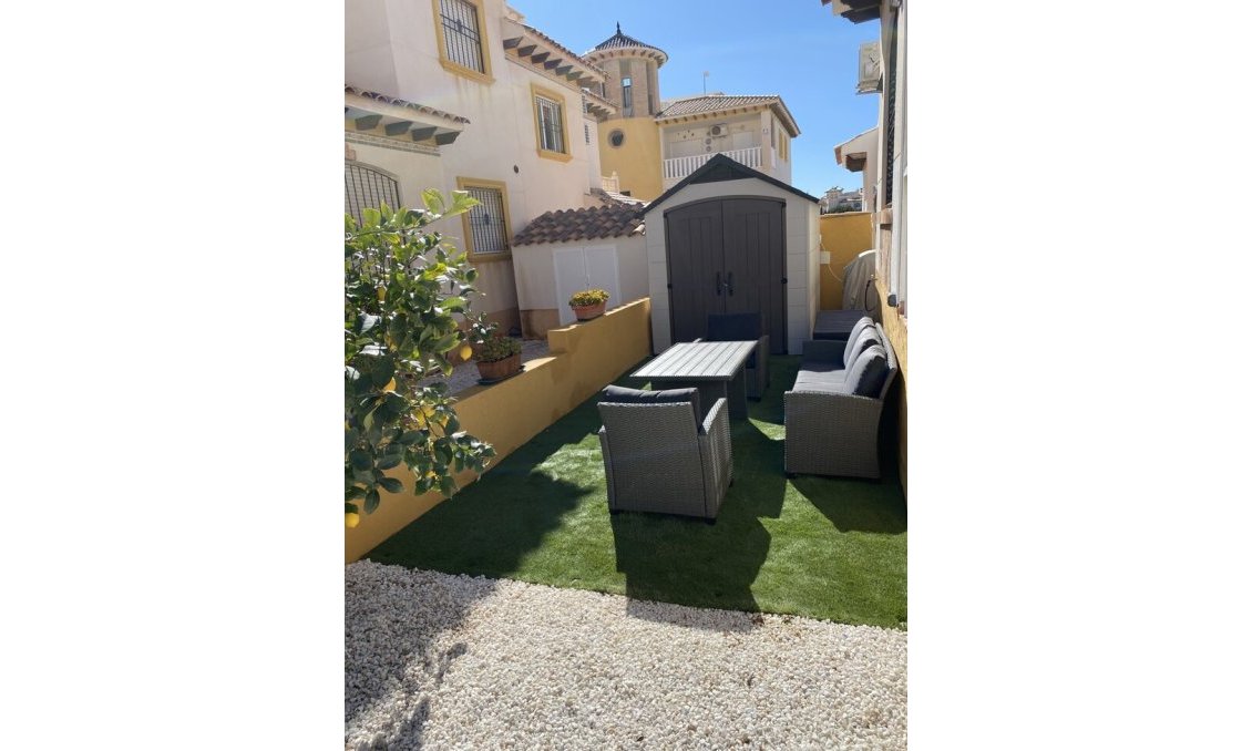 Resale - Bungalow -
Lomas de Caboroig - Costa Blanca