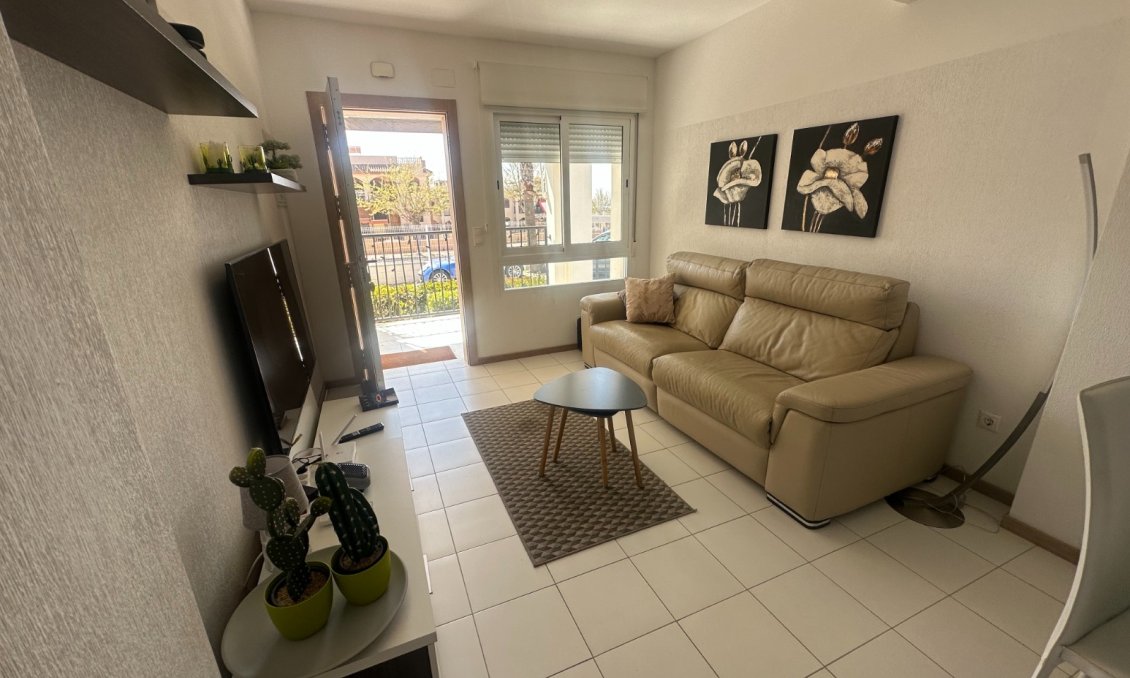 Resale - Bungalow -
Torrevieja - Costa Blanca