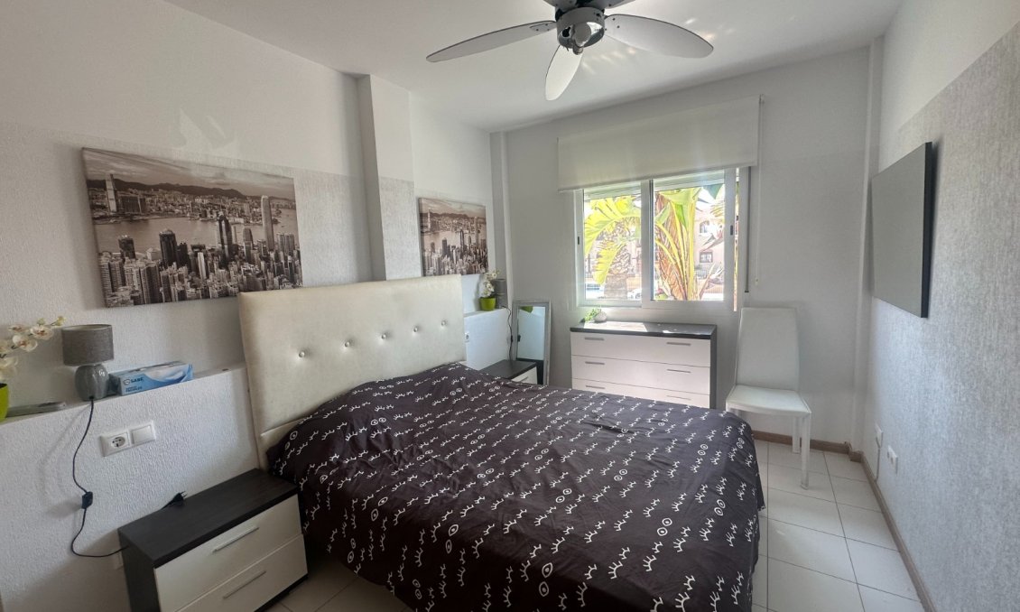 Resale - Bungalow -
Torrevieja - Costa Blanca