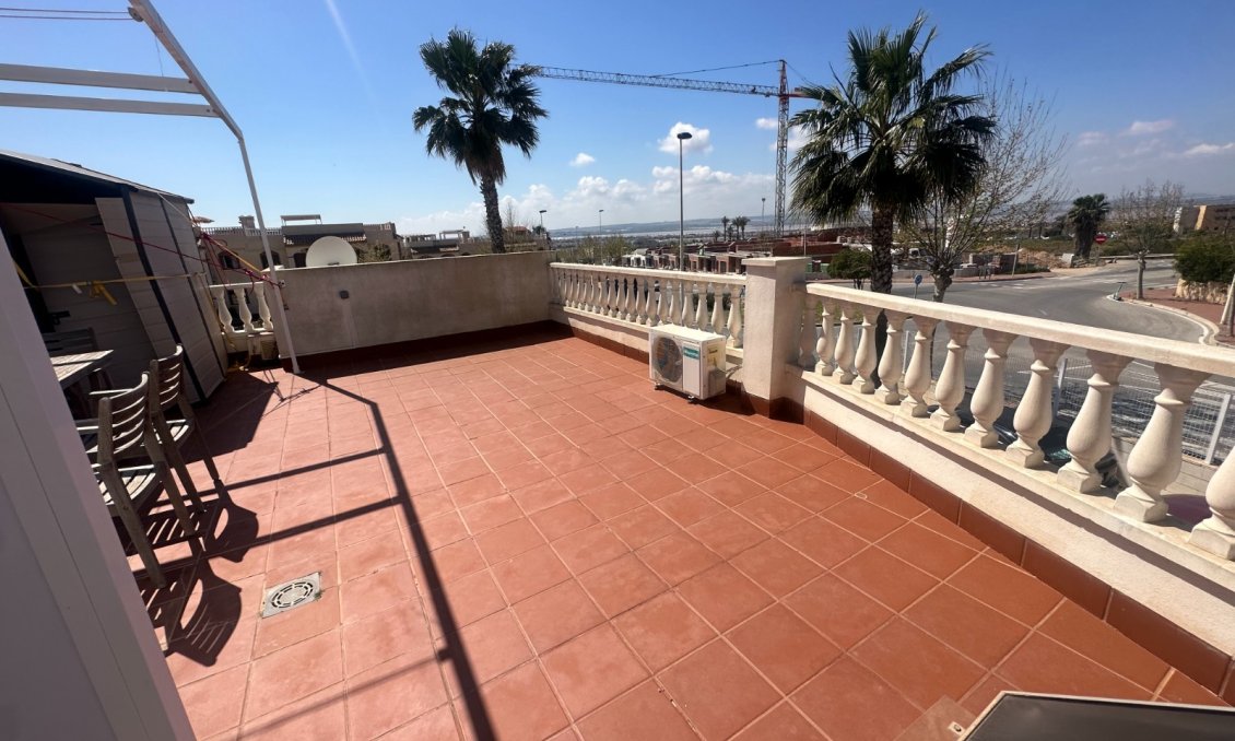 Resale - Bungalow -
Torrevieja - Costa Blanca