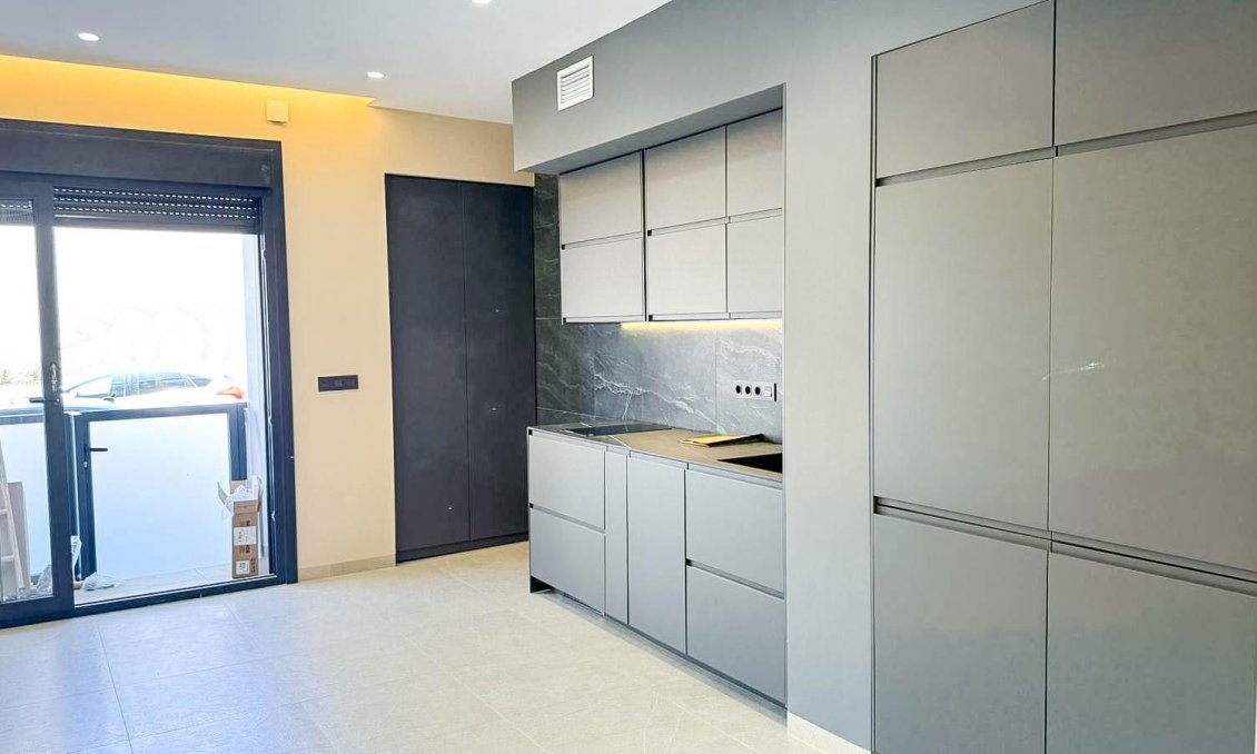 Segunda mano - Apartamento -
Torrevieja - Playa de los Locos