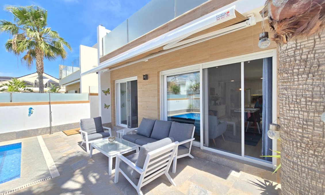 Wiederverkauf - Villa -
Pilar de la Horadada - Costa Blanca