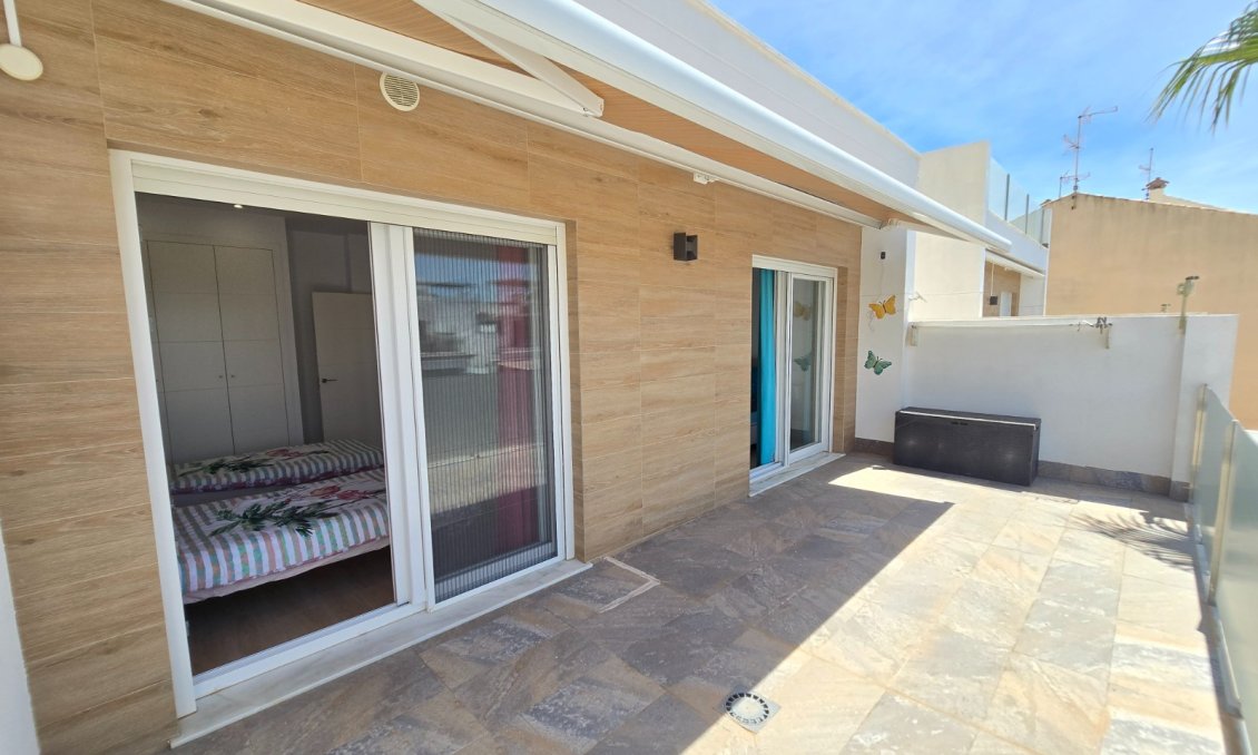 Wiederverkauf - Villa -
Pilar de la Horadada - Costa Blanca
